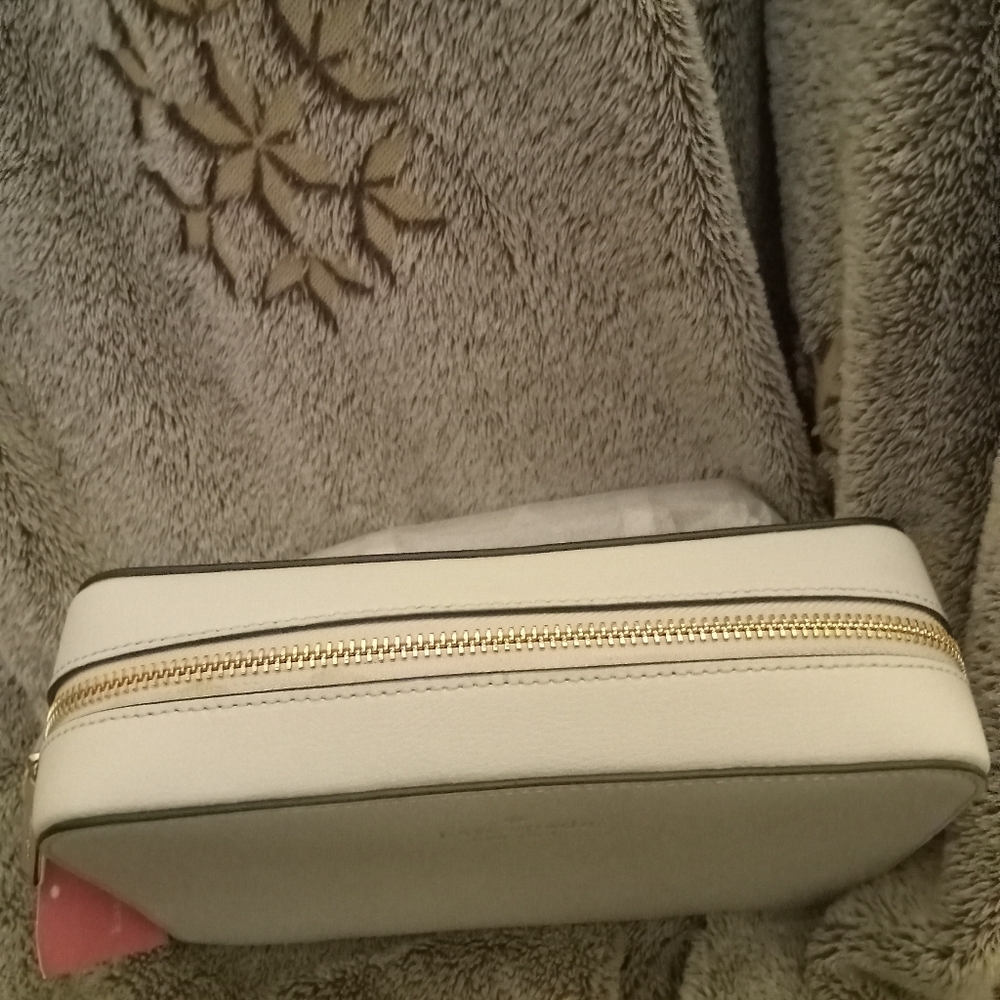 Kate Spade Crossbody In Moonlight (Light Blue) NWT - Picture 6 of 8